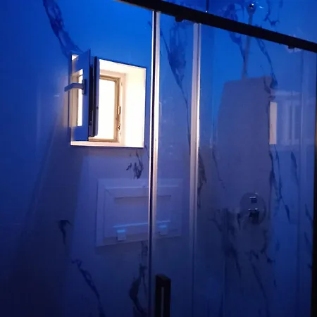 Rum i privatbostad Settebello Chiaia *